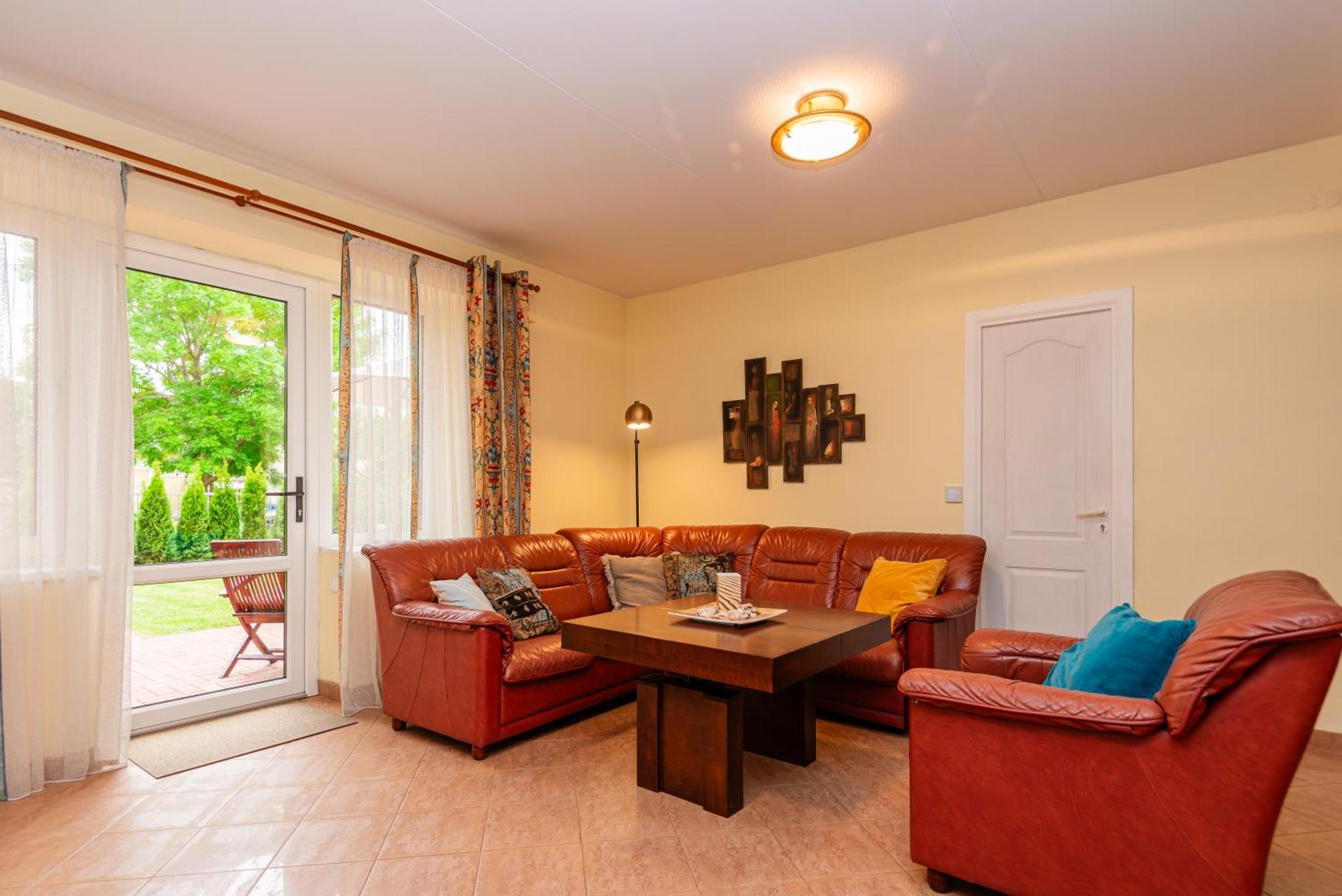 Family Inn Cottage With Terrace Palanga Extérieur photo